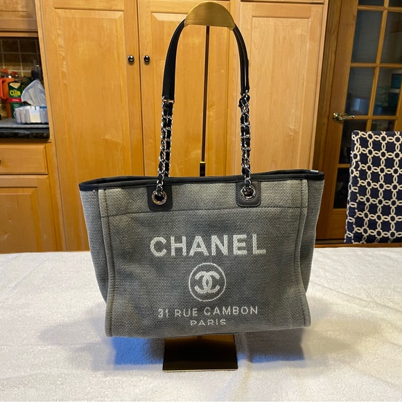 Chanel Deauville Shoulder Bag - Pre Black Friday Sale!!! - Picture 1 of 16
